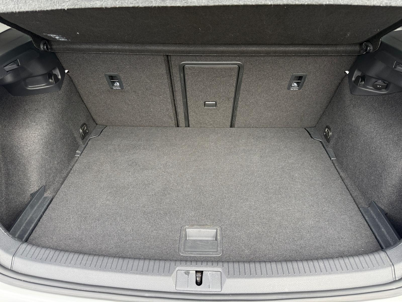 Volkswagen Golf VII 1.4 Xenon Alcantara Sitzheizung PDC