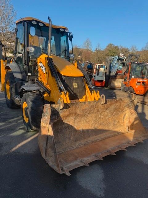 JCB 3CX- BJ 2018