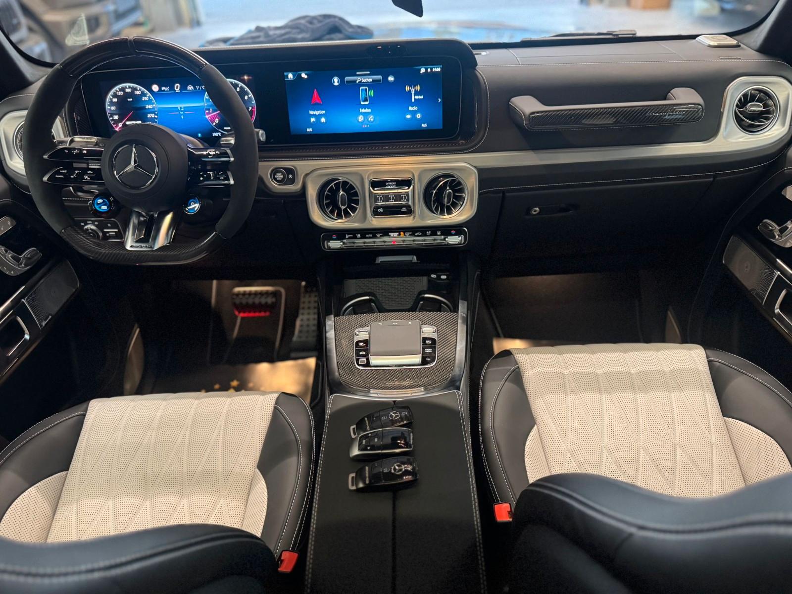 Mercedes-Benz G63 AMG FULL CARBON  ACTIVE RIDE A22 WEBASTO