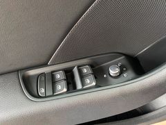 Fahrzeugabbildung Audi A3 Sportback 2.0TDI sport 2xS-Line Pano Navi 19"