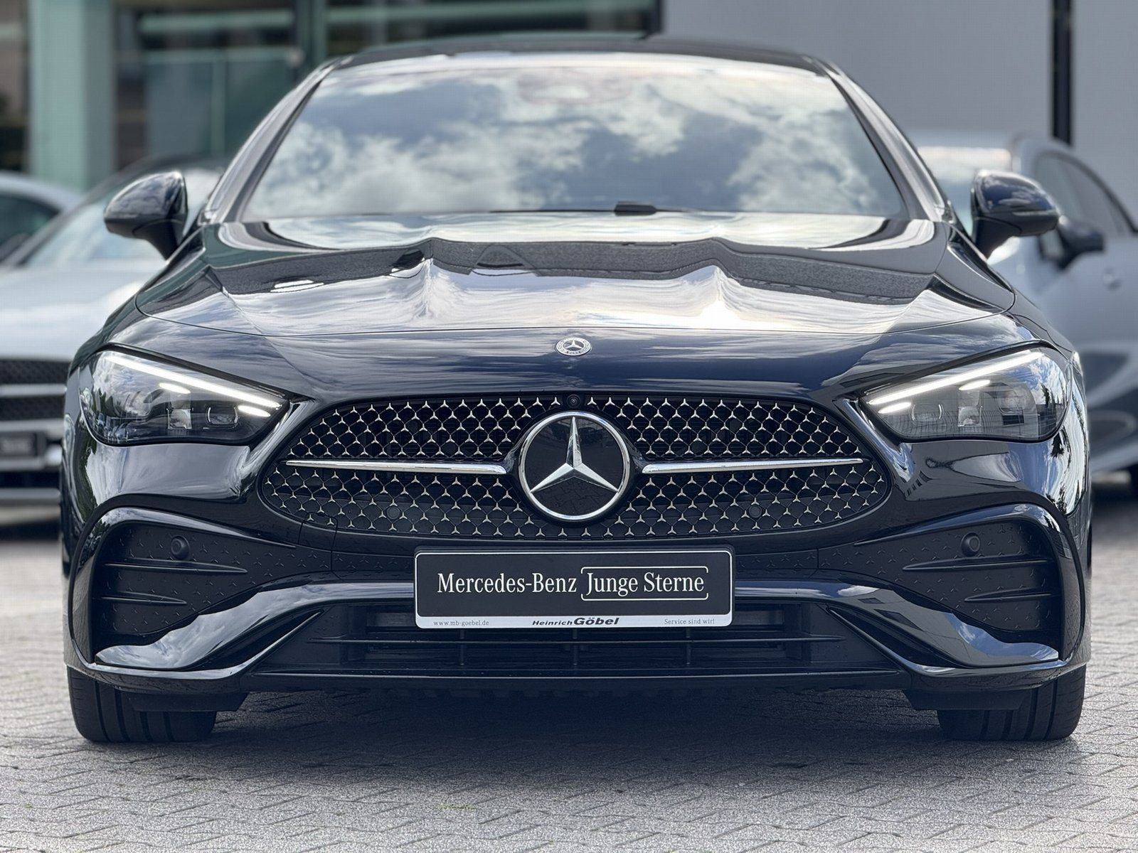 Fahrzeugabbildung Mercedes-Benz CLE 300 4M AMG*LEDER*MEMORY*PANO*20ZOLL*360°KAM