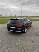 Volkswagen Passat Variant 2.0 TDI DSG 130kW R-Line BMT ... - gebrauchte VW Passat Variant aus dem Jahr 2013