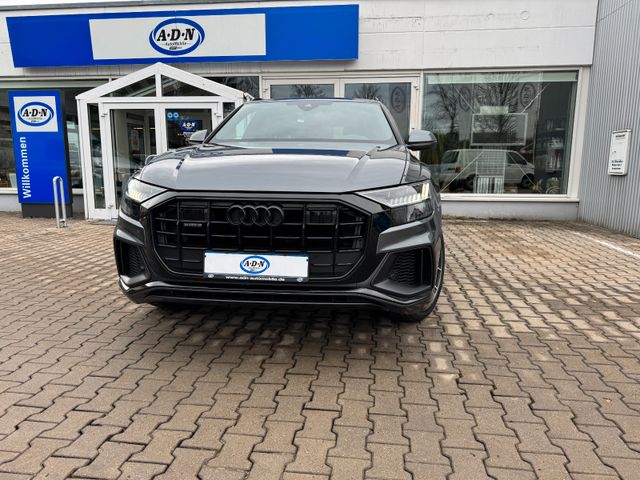 Audi Q8 50 TDI quattro S line Black-Paket*Matrix*Pano