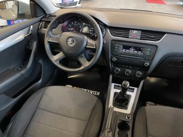 MYAUTOCENTER – Gebraucht- und Jahreswagen mit Werkstattservice in Pfaffenhofen Skoda Octavia Combi Ambition *2. Hand*Klima*PDC*Radio*