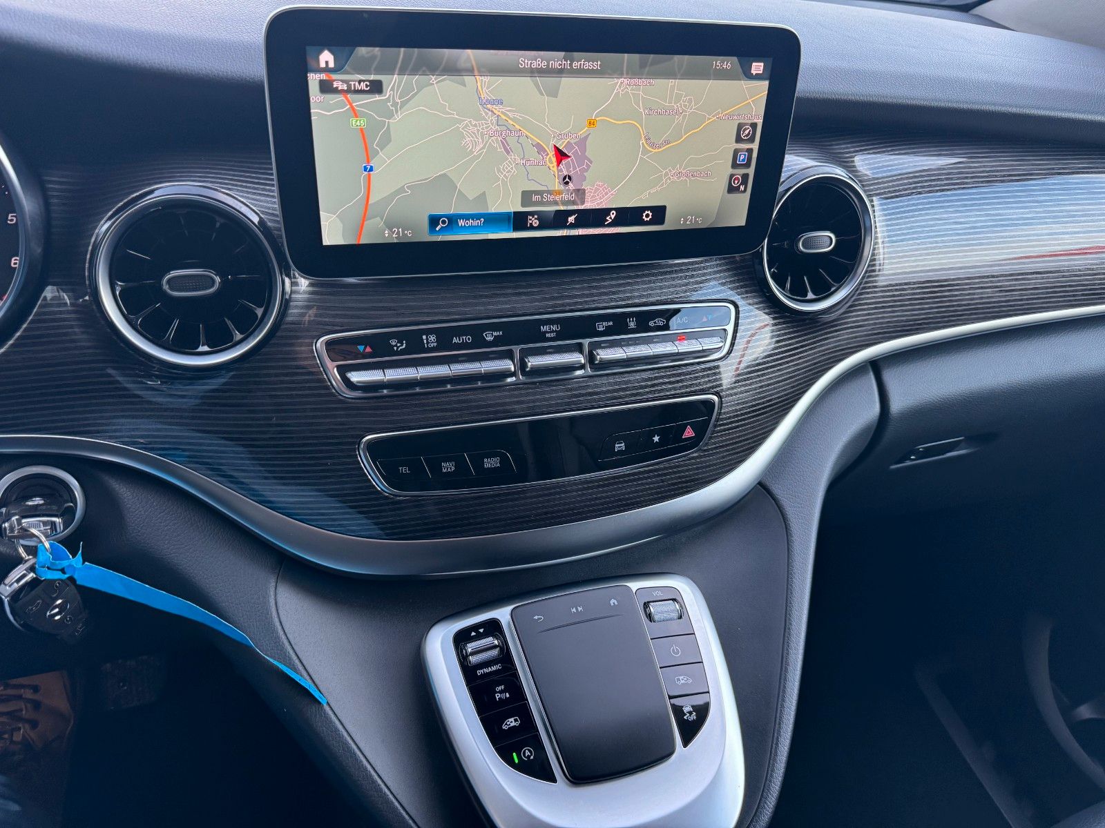 Fahrzeugabbildung Mercedes-Benz V 300 d 4MATIC AVA ED Extral Stdheiz 360Kam AHK