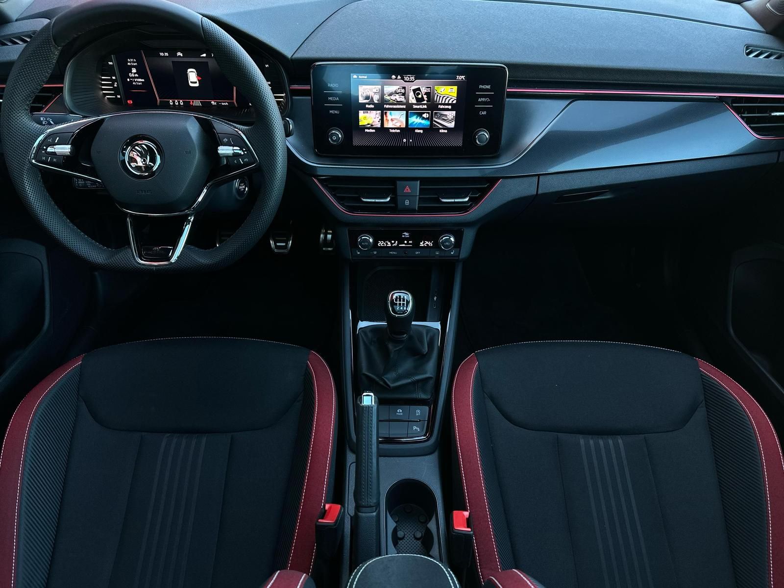 SKODA Kamiq 1.0TSI MONTE CARLO LED#ACC#SPUR#PANO#SHZ - Image 10