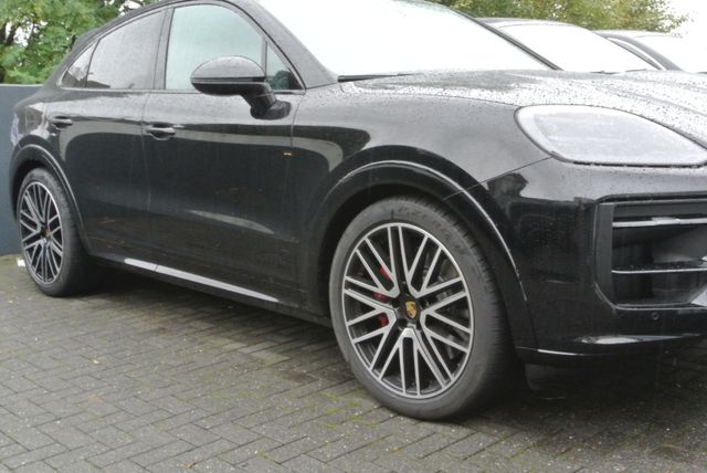 Porsche Cayenne Coupe GTS,schw/schw,22",head up,2 displa