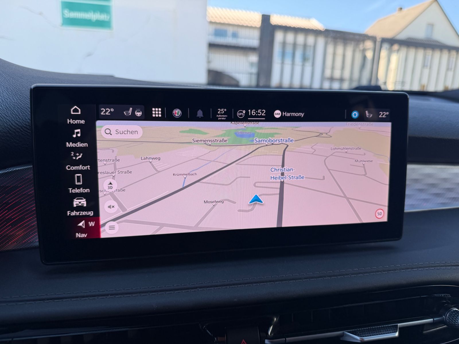 Fahrzeugabbildung Alfa Romeo Tonale Edizione Speciale/DNA/ACC/APPLE-CAR