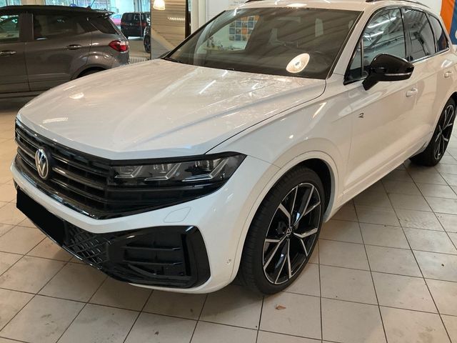 Volkswagen Touareg 3.0 TDI R-Line Matrix,22",Luftfed,Keyles