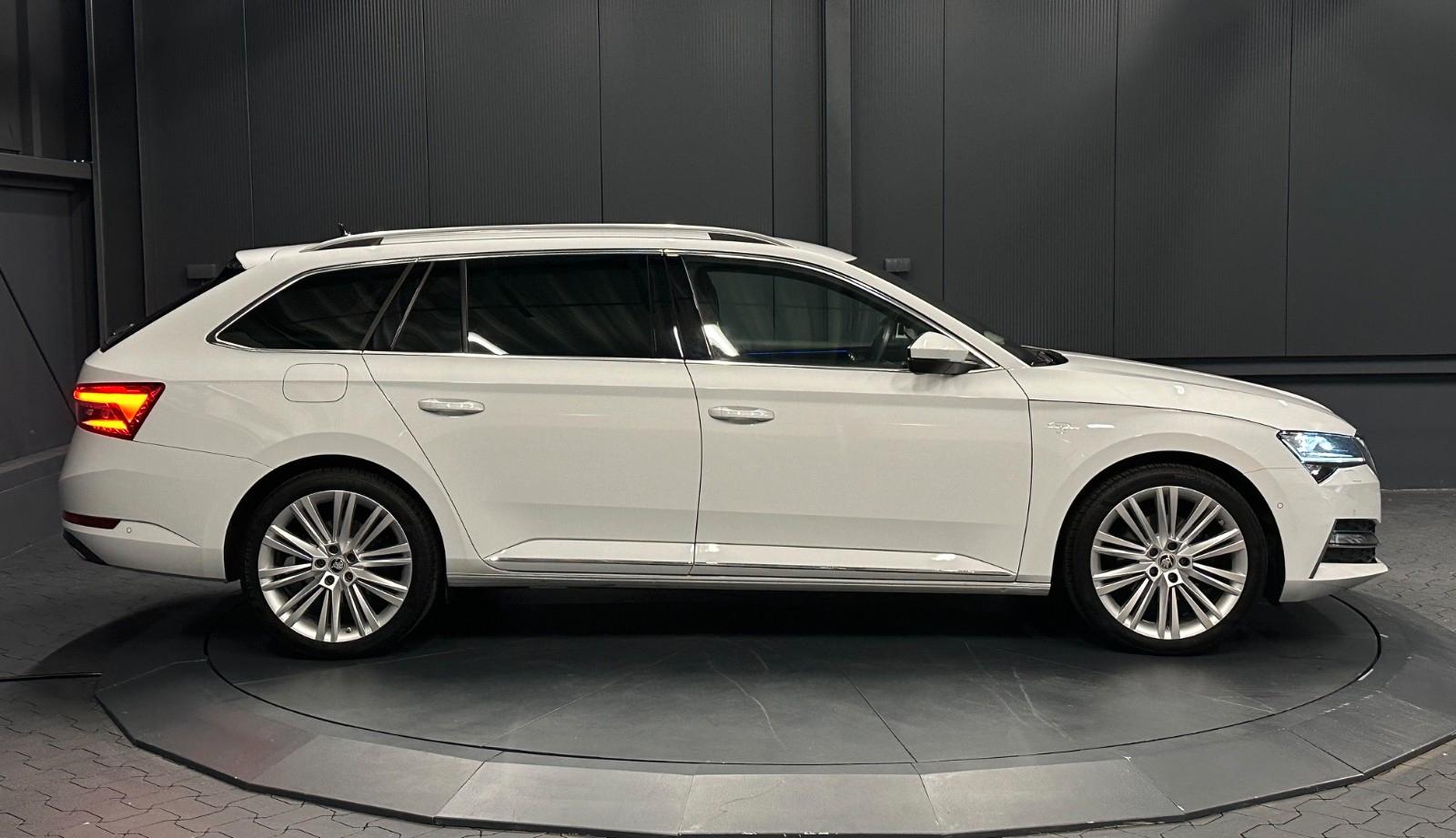 Skoda Superb Combi L&K *19Zoll*AHK*Standhzg*COLUMBUS*, миниатюра 6