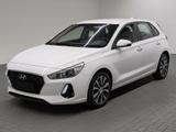 Hyundai i30 Navi/SHZ/PDC/Kam/Tempom./17 LM - Hyundai i30 in Magdeburg