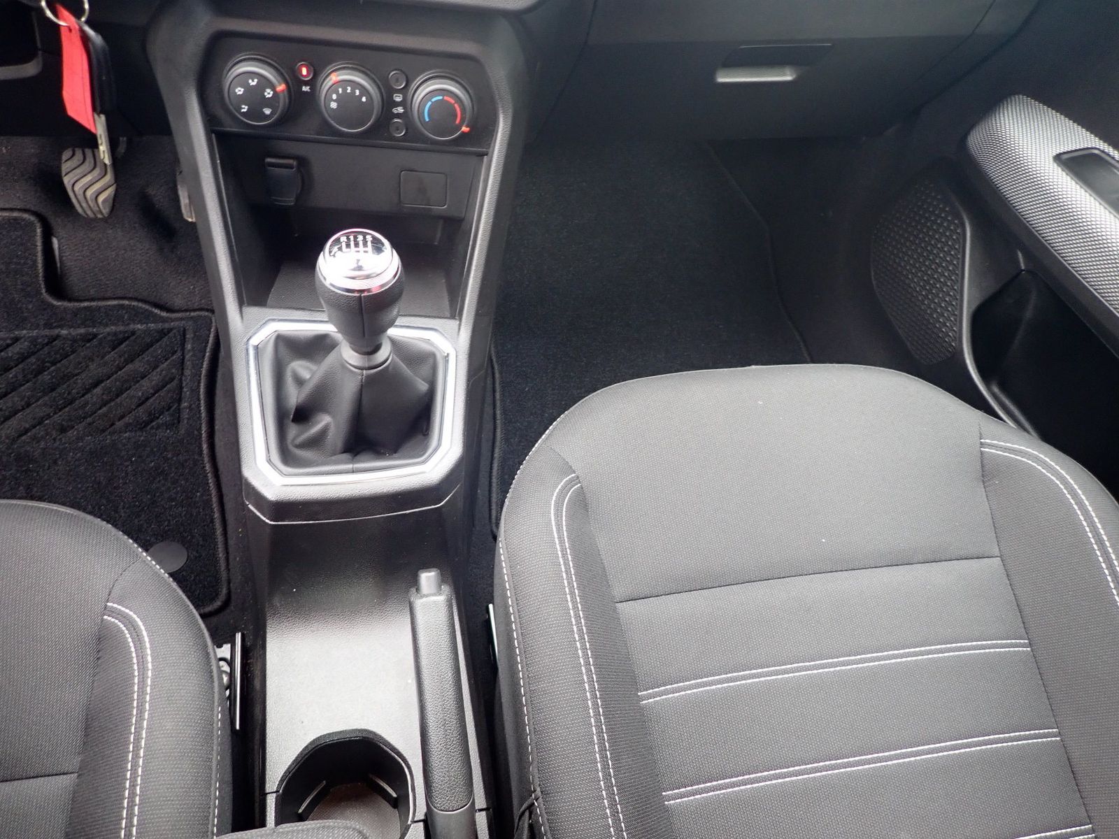 Fahrzeugabbildung Dacia Sandero Comfort TCe 90