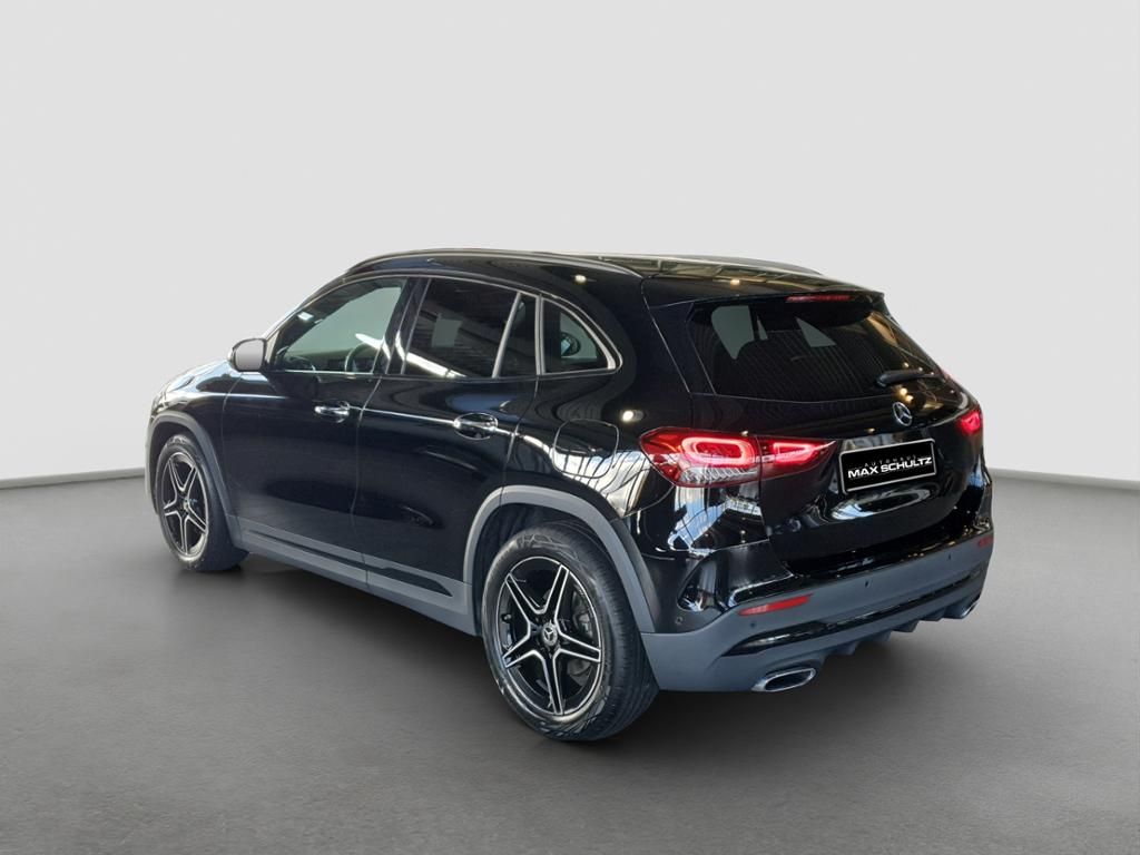 Fahrzeugabbildung Mercedes-Benz GLA 200 AMG*Night*LED*KeyLess*SpurH*ParkAss*RFK