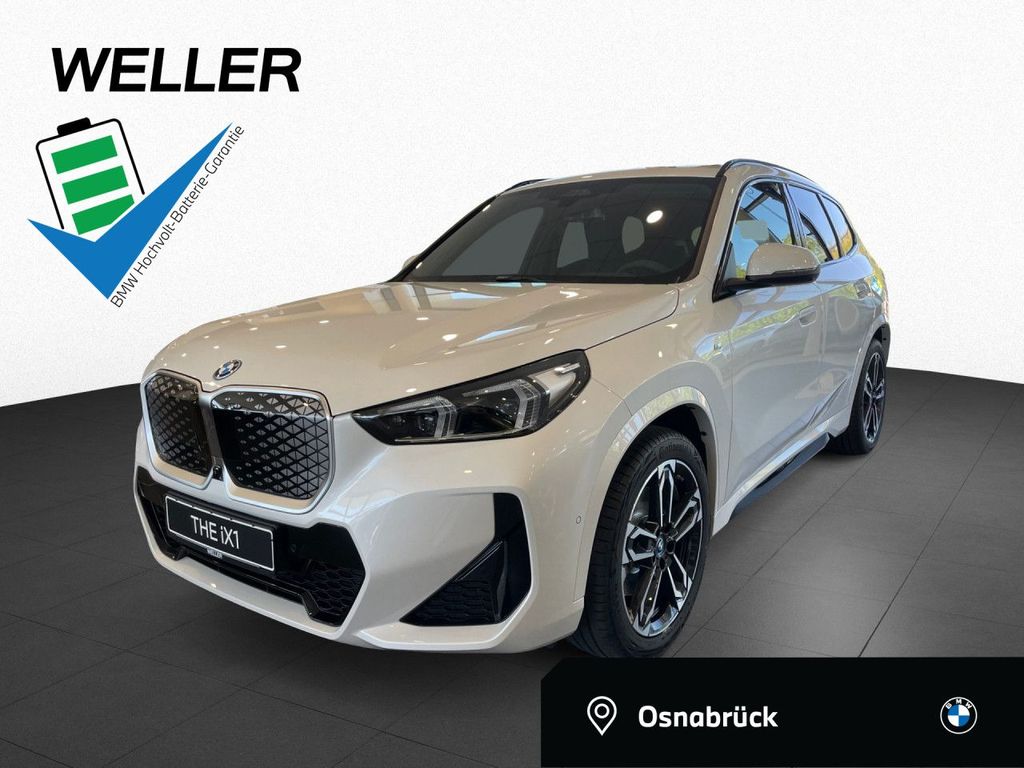 BMW iX1 xDrive30 Sportpaket Bluetooth HUD Navi LED