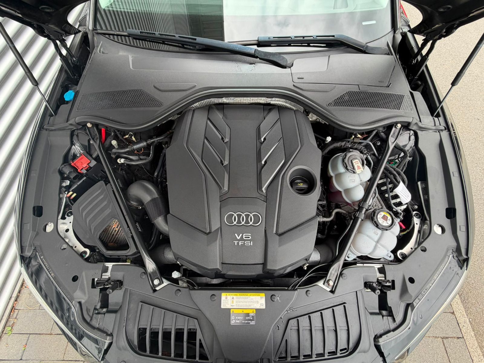 Audi A8 - Bild 8