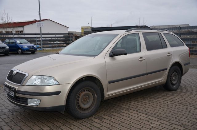 Skoda Octavia Combi 2.0 TDI DPF DSG*NAVI*SITZHZ*PDC