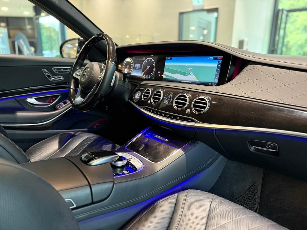 Mercedes-Benz S 560