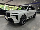 BMW X7 xDrive 40d M Sport /SKY LOUNGE /MASSAGE / 1HA - BMW X7 in München: M