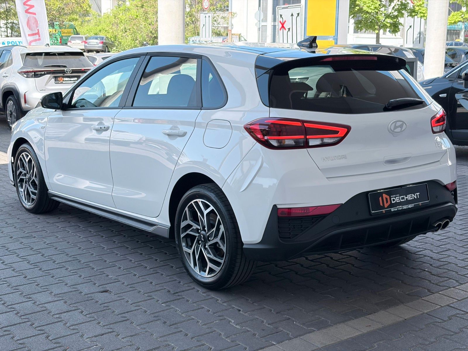 Fahrzeugabbildung Hyundai i30 1.6 T-GDI N Line Kamera,LED,Navi,Pano,SHZ,SD