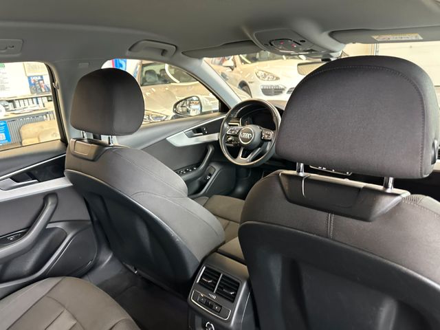 Audi A4 Avant sport *VIRTUALCOCKPIT*BI-XENON*NAVI*