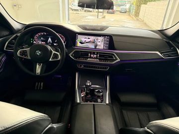 BMW X6 - 11