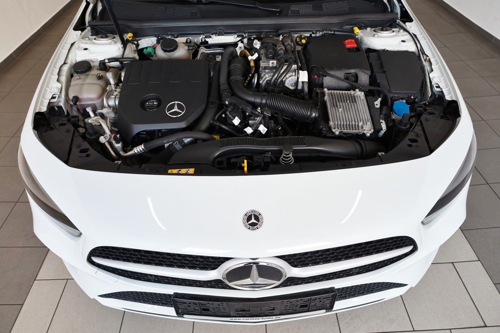 Fahrzeugabbildung Mercedes-Benz A 250 e, T.Leder,Navi,LED,SH,Kamera,FACELIFT !