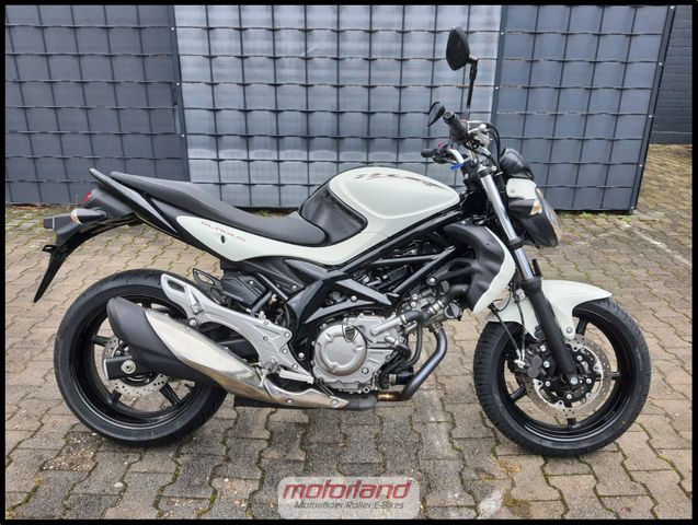 Suzuki SFV 650 Gladius /ABS/ 1HD/wenig km