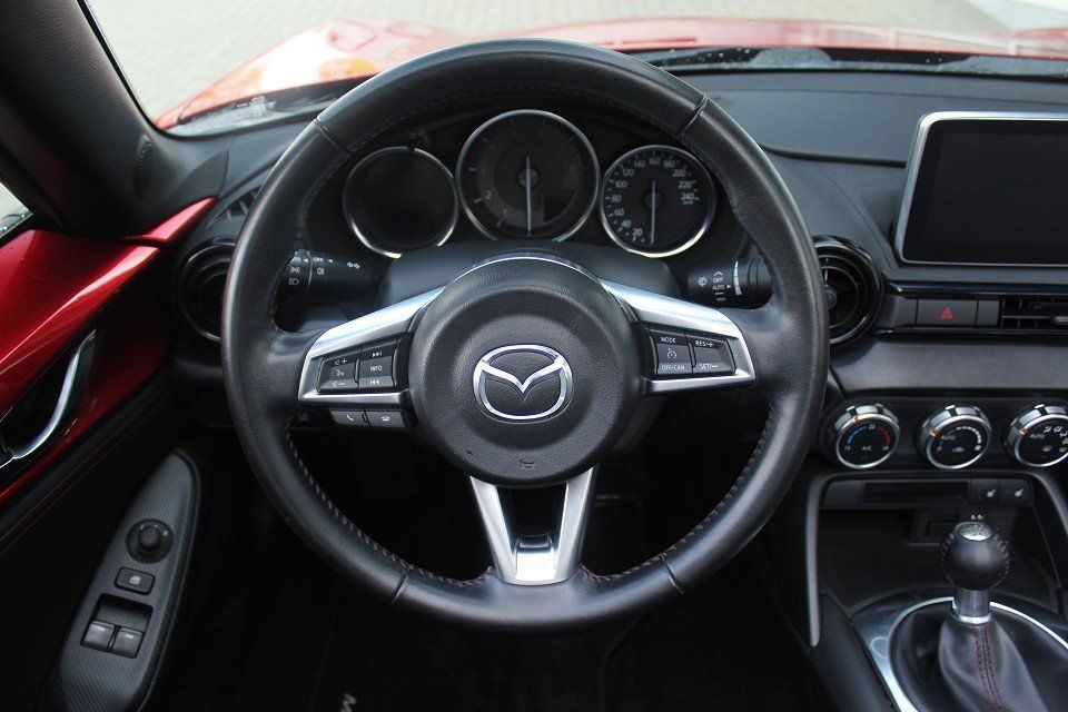 Fahrzeugabbildung Mazda MX-5 Exclusive-Line G-131 Leder Klimaauto. SHZ T