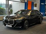 BMW 740d xDrive *M Sport*Kamera 360*Pano SKY* - schwarze BMW 740