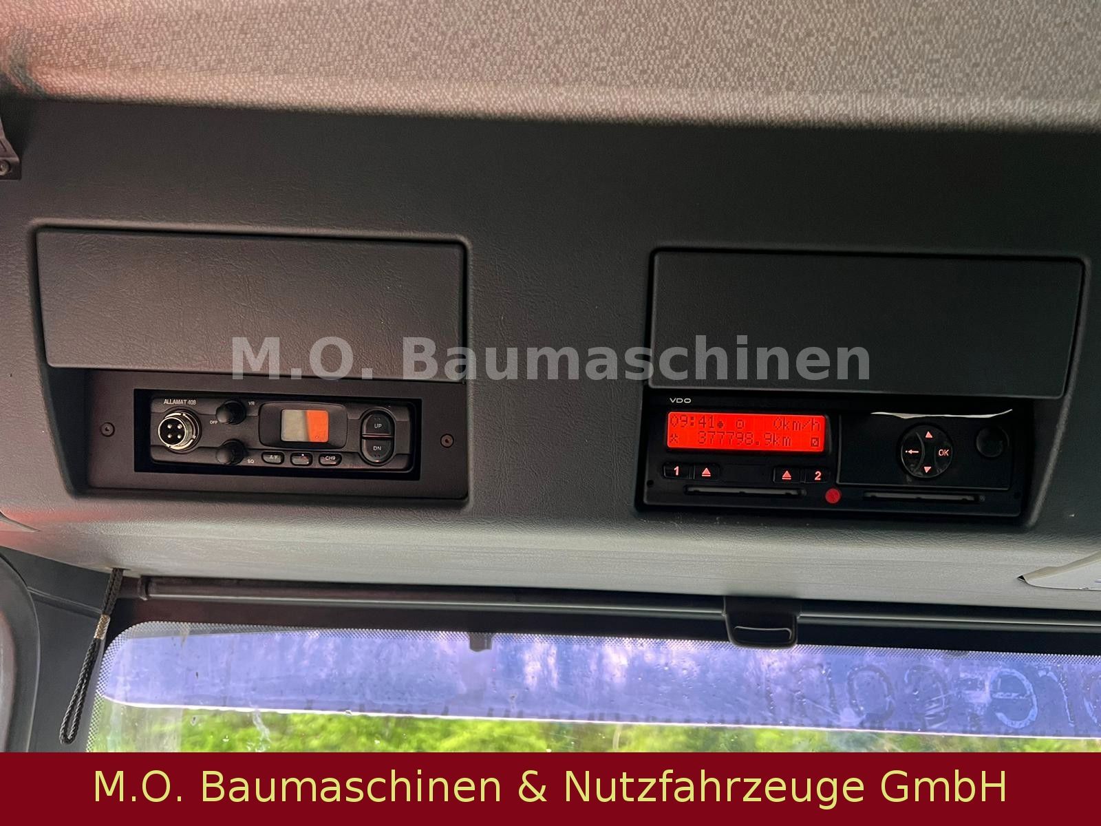 Fahrzeugabbildung MAN TGS 26.440 / 6x6 /3-Seitenkipper / Plane / AC /