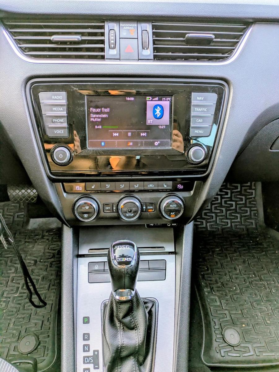 Skoda Octavia 2015 — photo 13