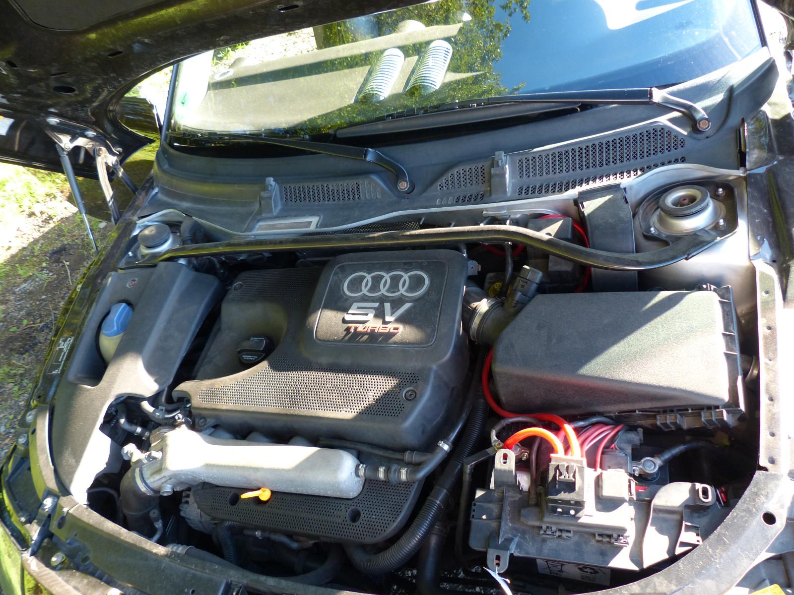 Audi TT Roadster 1.8T 132 kW -