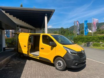 Renault Trafic - 2