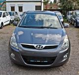 Hyundai i20 life / 1.Hand/TÜV/AU 09/2027 - gebrauchte Hyundai i20 aus dem Jahr 2011