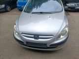Peugeot PEUGEOT 307   5 TÜRER. 185000KM 2 TE HAND ... - Peugeot 307 aus 2001
