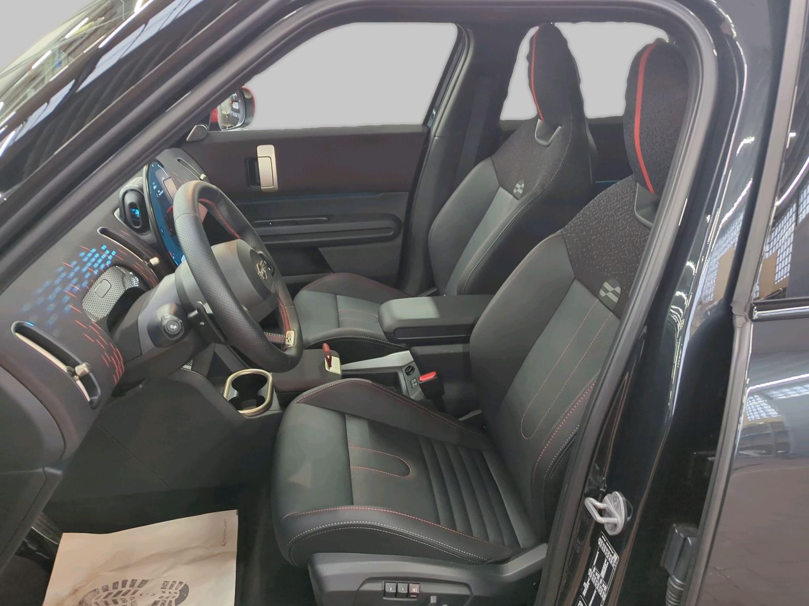 MINI John Cooper Works Countryman - Bild 11