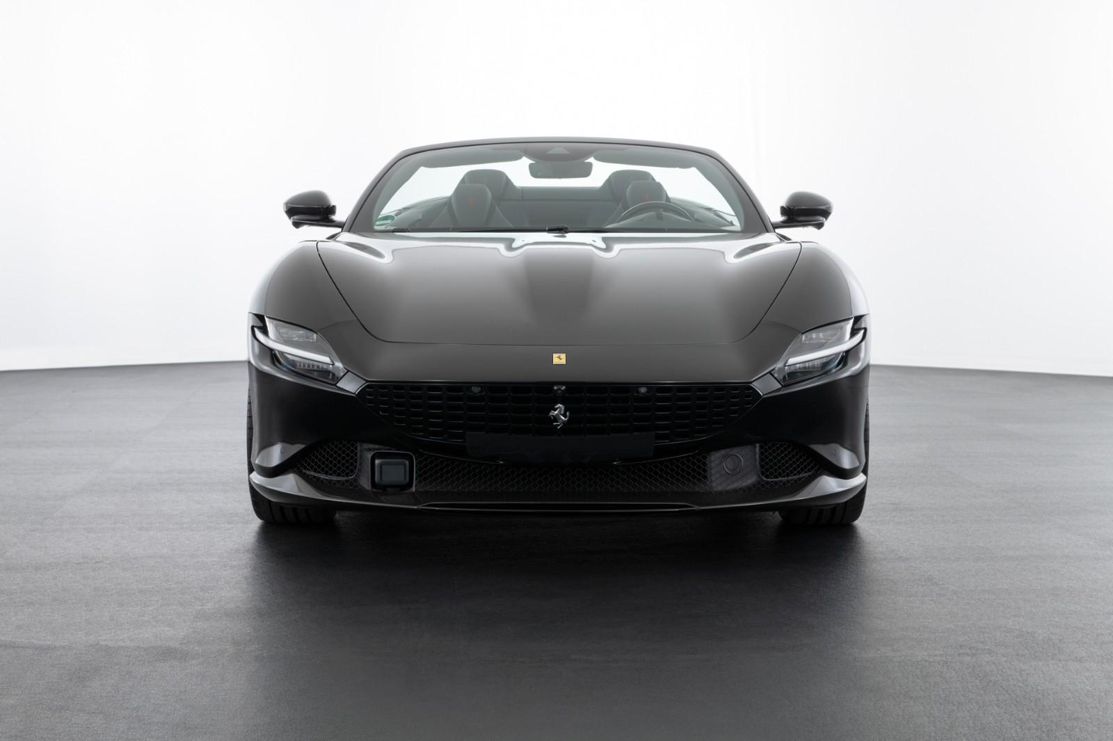 Ferrari Roma Spider