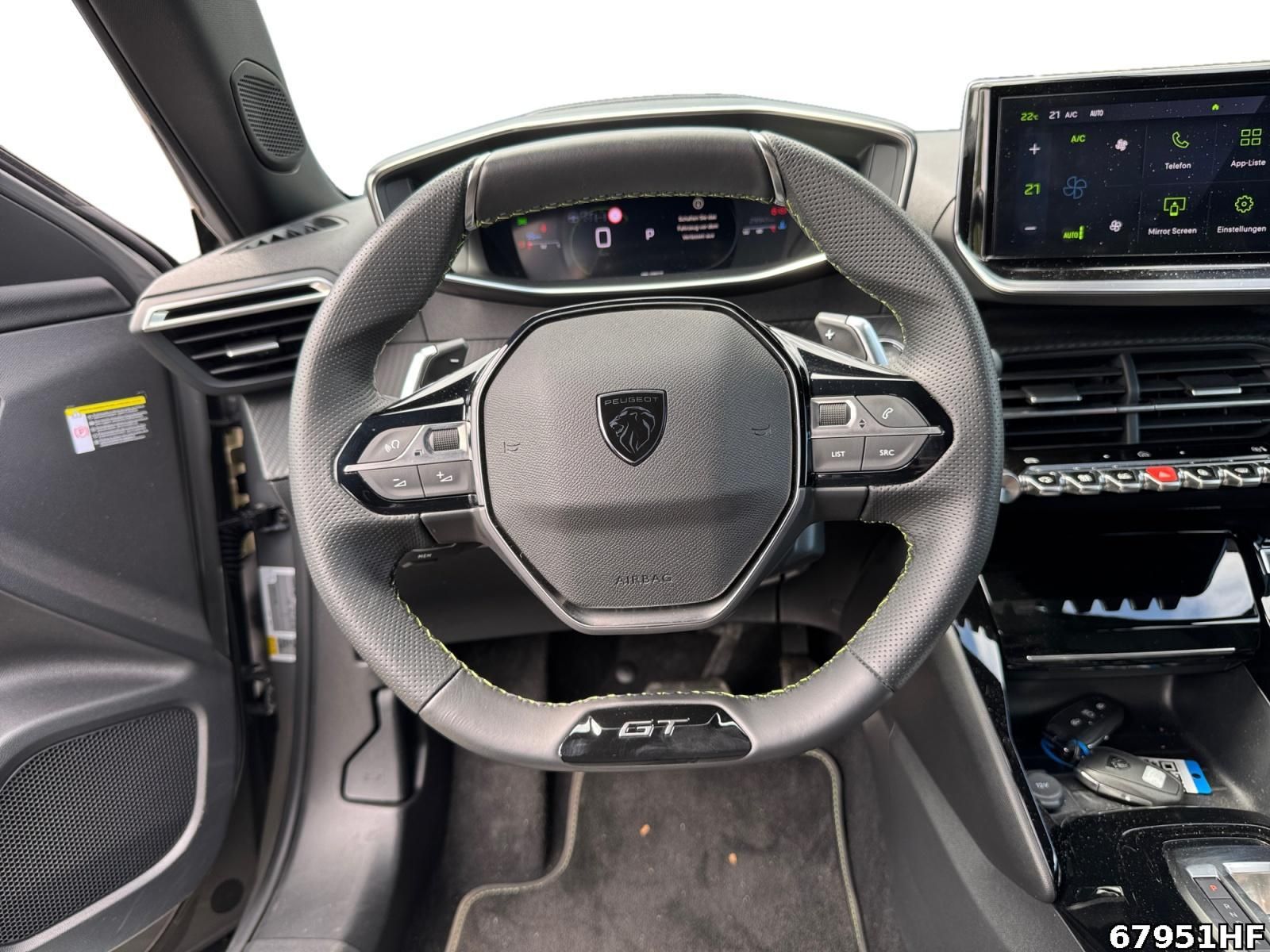 Fahrzeugabbildung Peugeot 2008 1.2 PureTech 130, GT