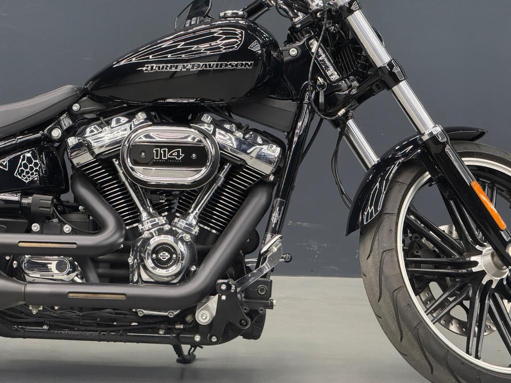Harley-Davidson Breakout 114, Foto 8 von 24