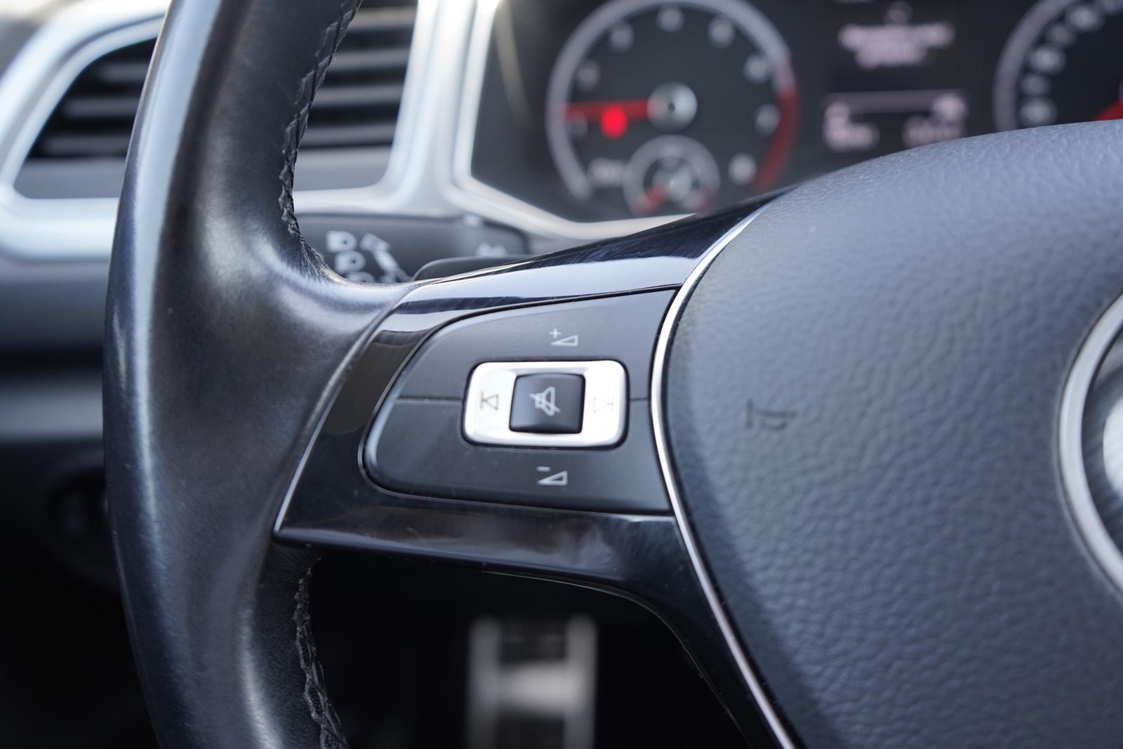 Volkswagen T-Roc 1.5 Active DSG LED Navi Klimaaut. PDC, миниатюра 22