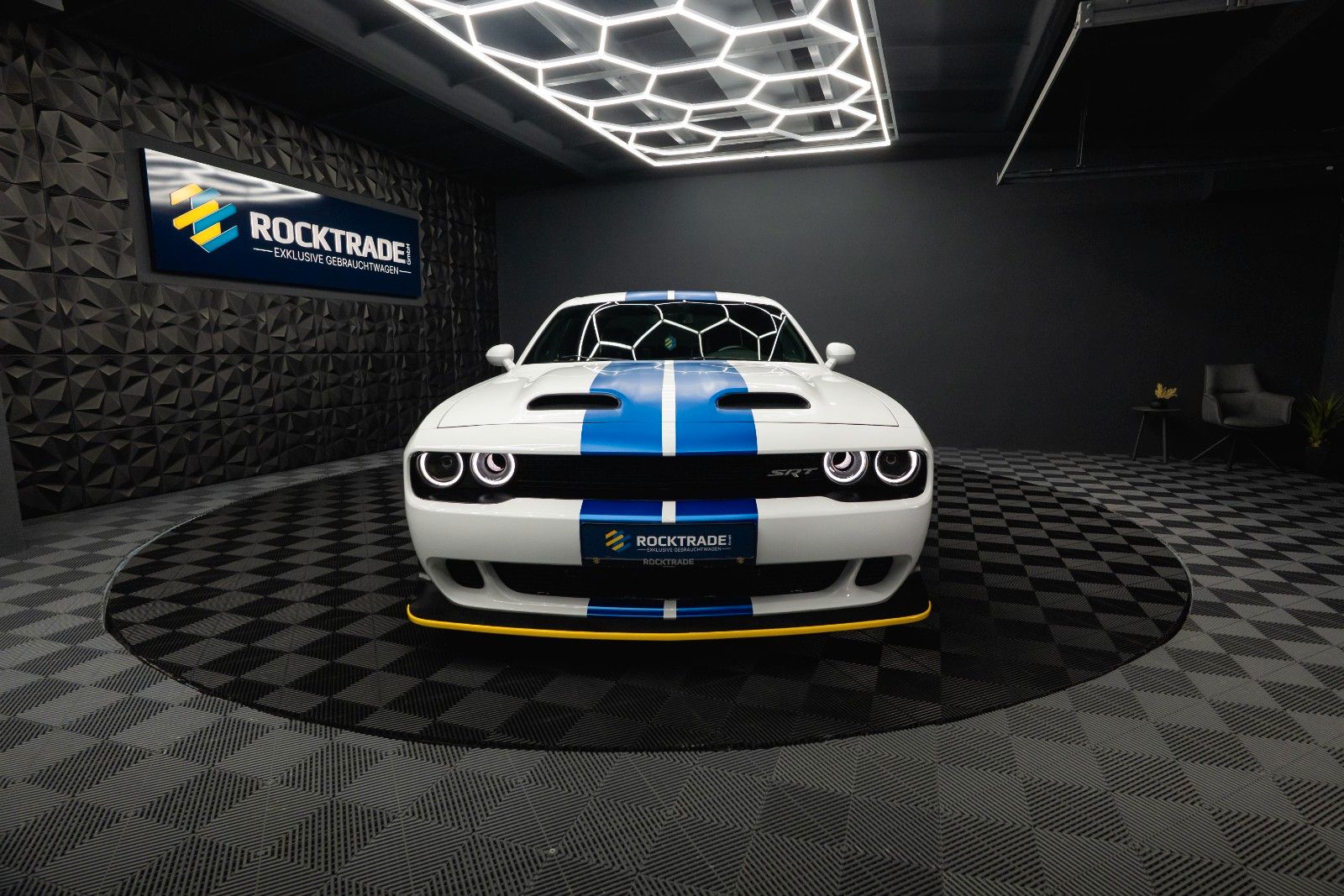 Fahrzeugabbildung Dodge Challenger 5.7 V8 R/T SRT WIDE BODY *LED*19%*