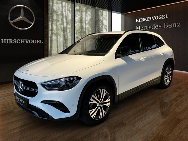 Mercedes-Benz GLA 200 Progressive+Night+AHK+MULTIBEAM+Navi-Pr.