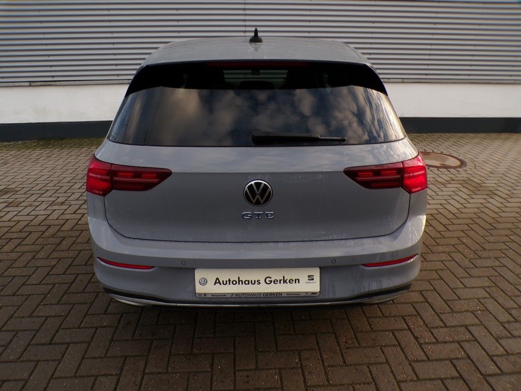 Fahrzeugabbildung Volkswagen Golf VIII 1,4 GTE DSG *LEDMatrix*NAVI*DigitalCoc