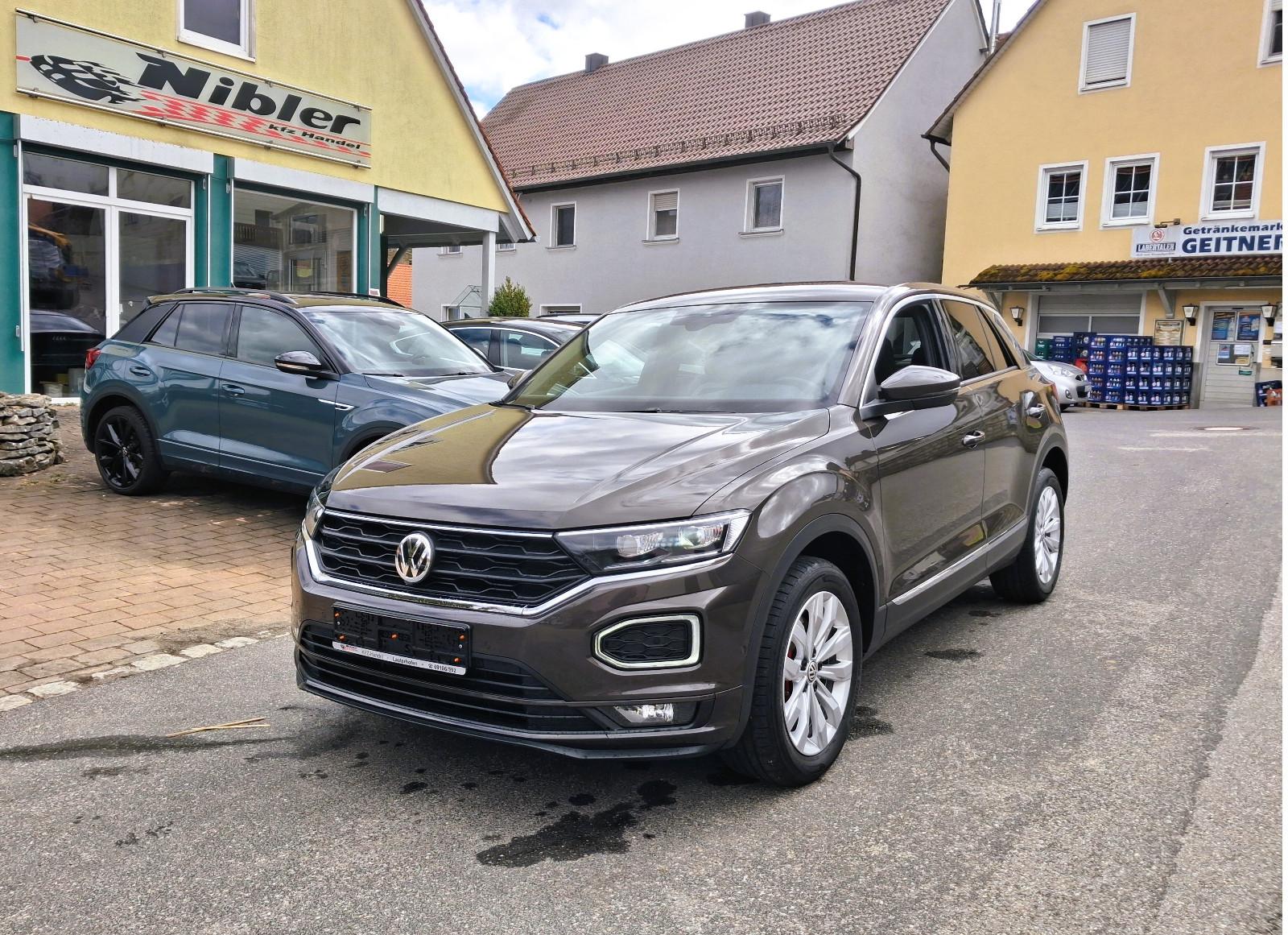 Volkswagen T-Roc 1,5 TSI Sport LED+AHK+KAMERA