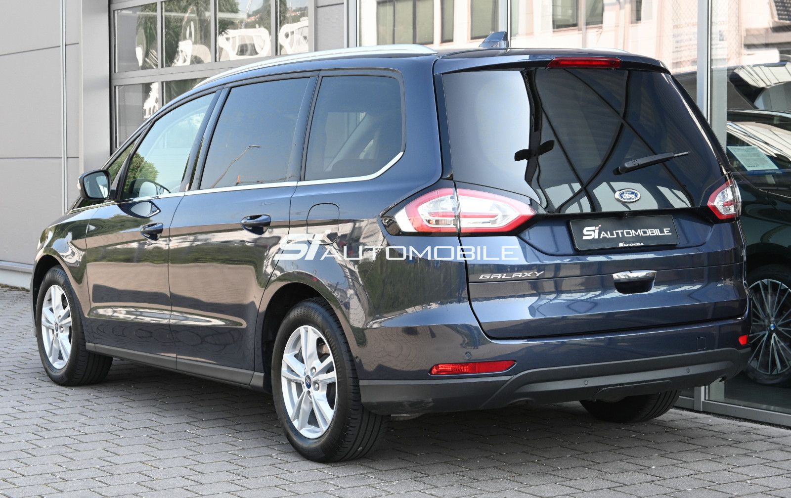 Fahrzeugabbildung Ford Galaxy 2.0 D Aut. Titanium °ACC°AHK°STANDHEIZUNG