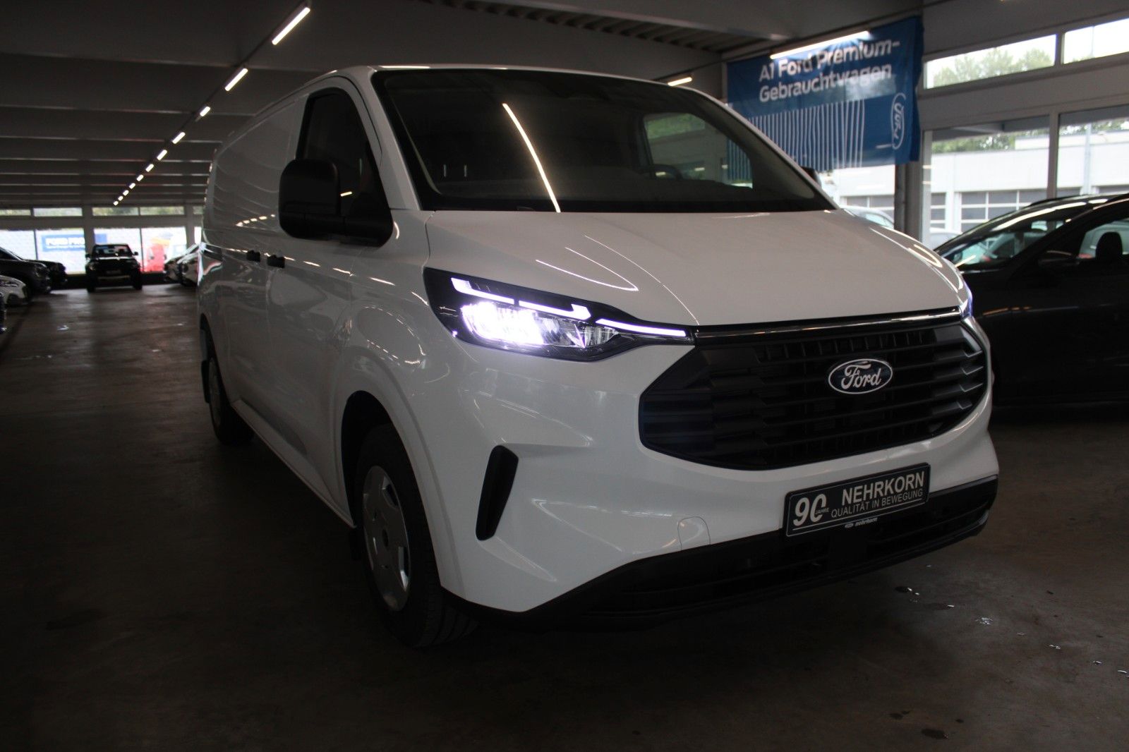 Fahrzeugabbildung Ford Transit Custom TREND L2 Kasten LED NAVI ACC uvm.