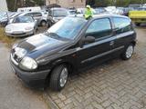 Renault Clio Basis 1.2 mit HU NEU - Renault Clio Basis