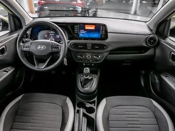 Hyundai i10 1.2 Benzin 5-Gang Trend Navi Apple CarPlay
