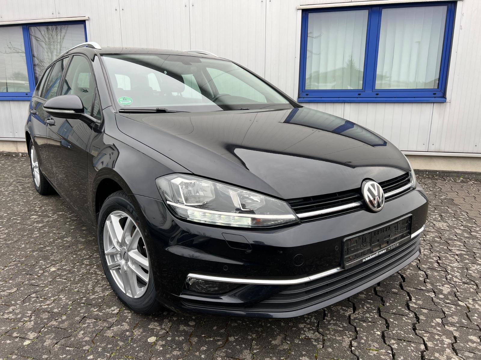 Volkswagen Golf VIIVariant1.5TSI Sound LED ACC SH AHK 1Hand