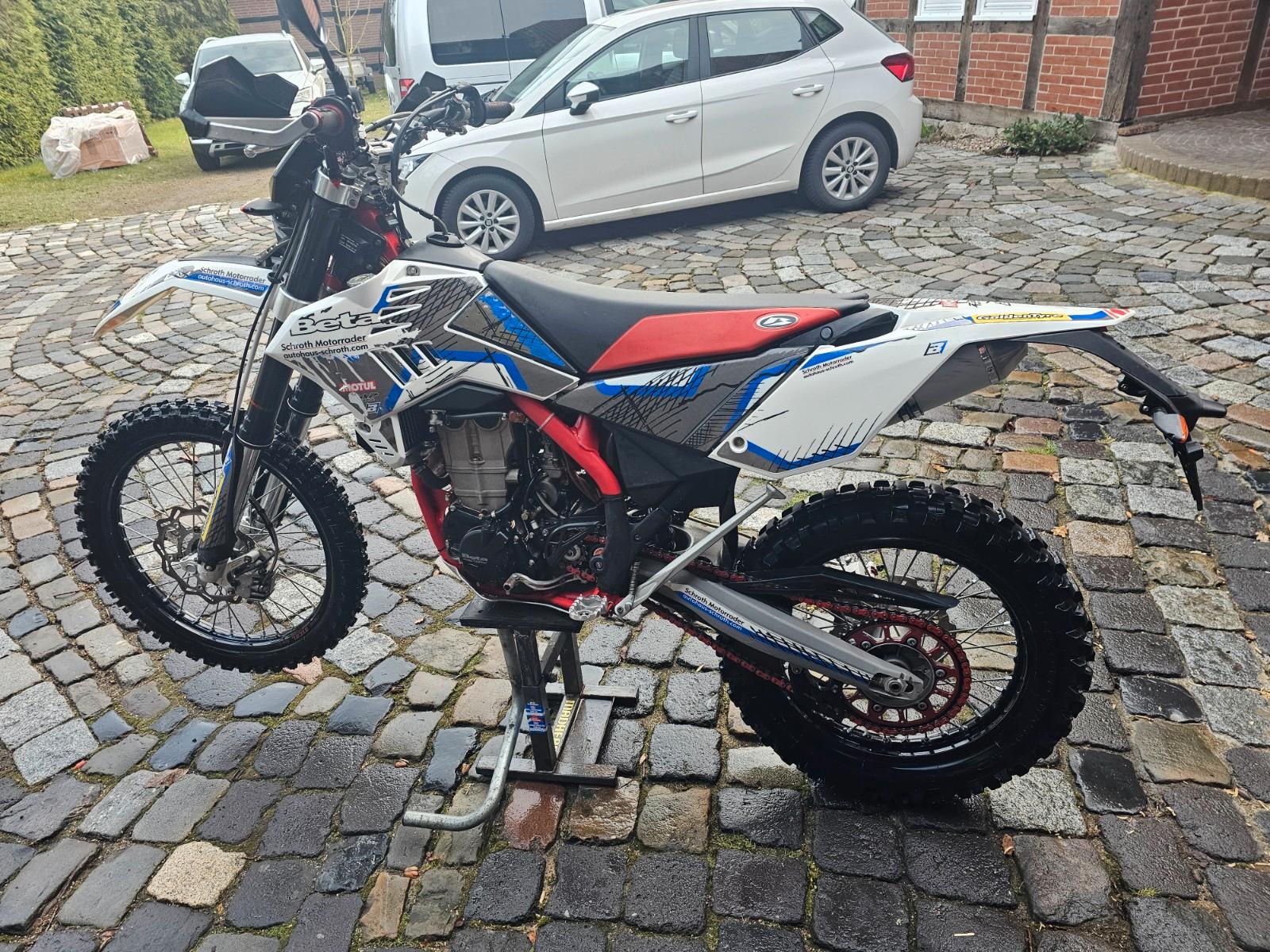 Beta RR 2010 — engine 450 cm³, 53 HP (39kW)